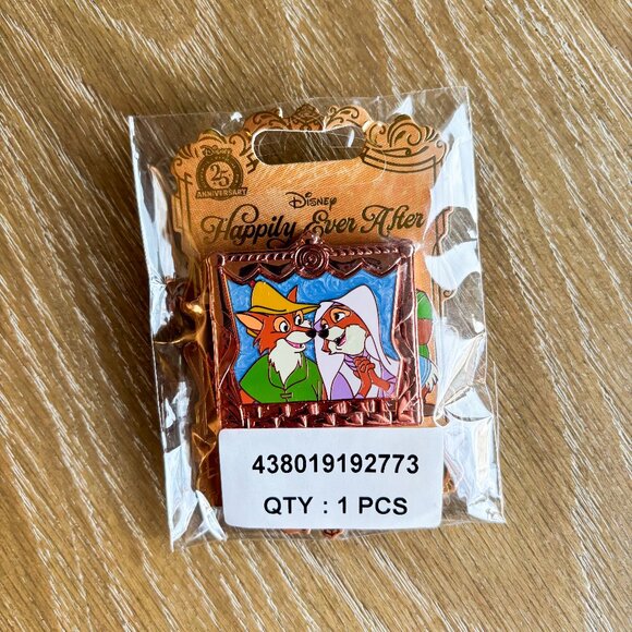 Disney Limited Edition 2,400 Robin Hood Slider Pin Happily Ever After Series - Picture 3 of 7